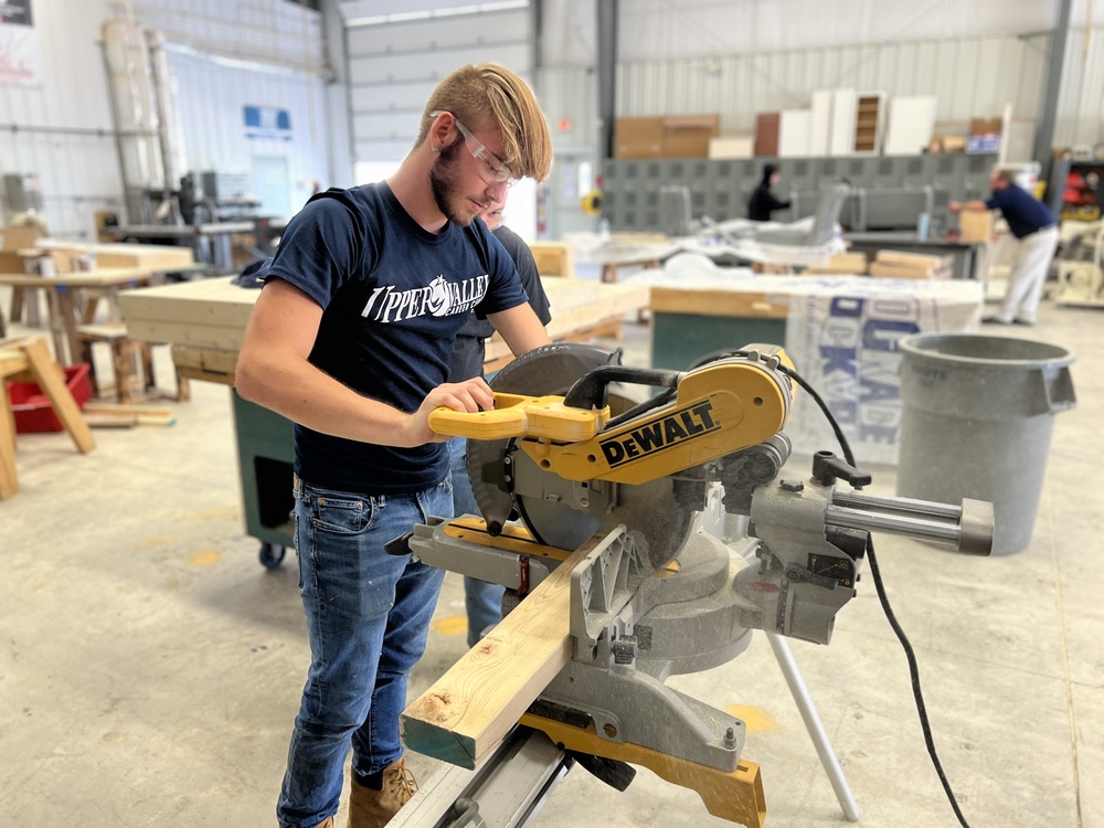 Construction Technologies Builds Stage for the Veterans Museum