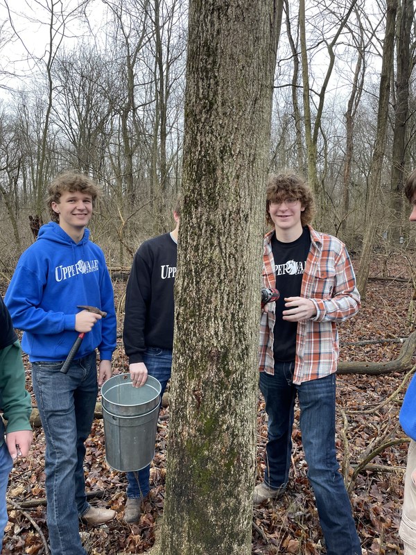 LNR juniors tap maple trees at Willowbrook